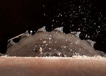 Self-lubricating Bearings in Wood Processing - No Grease, No Dust
